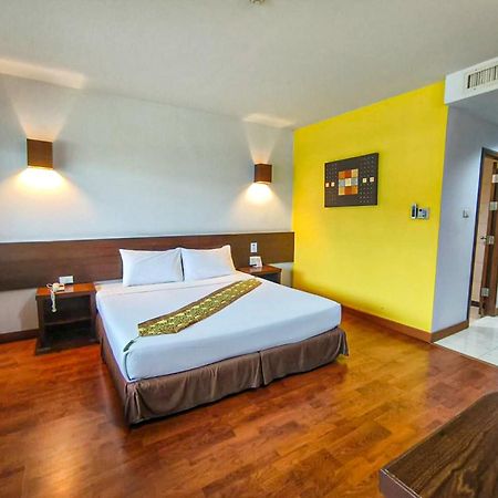 The Ligor City Hotel Nakhon Si Thammarat Esterno foto