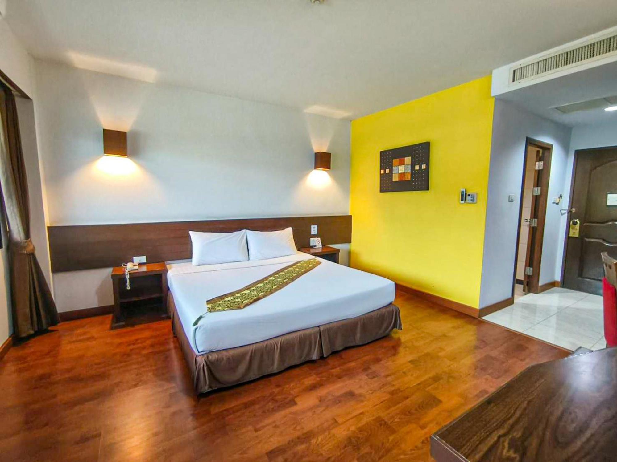 The Ligor City Hotel Nakhon Si Thammarat Esterno foto