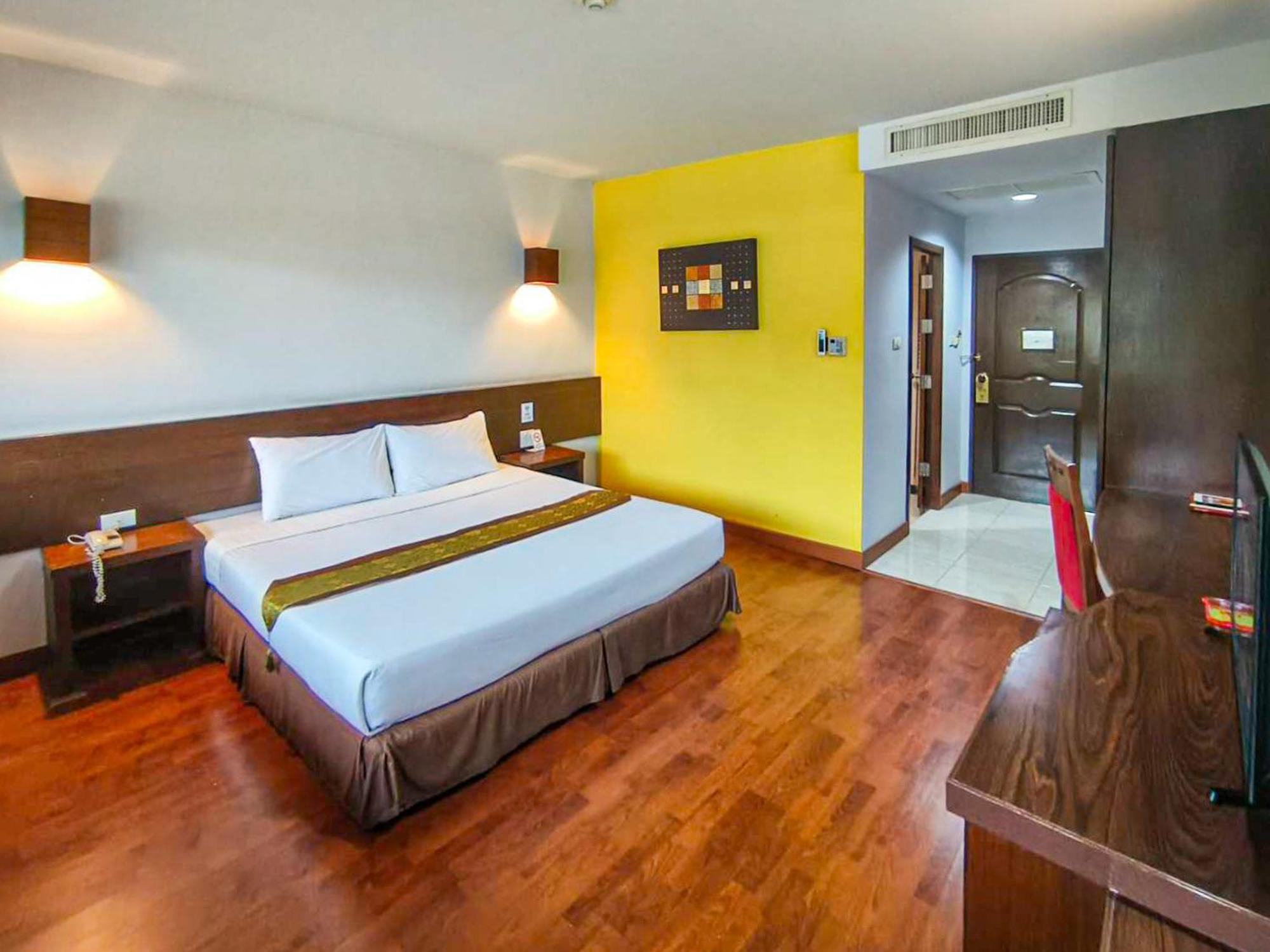 The Ligor City Hotel Nakhon Si Thammarat Esterno foto