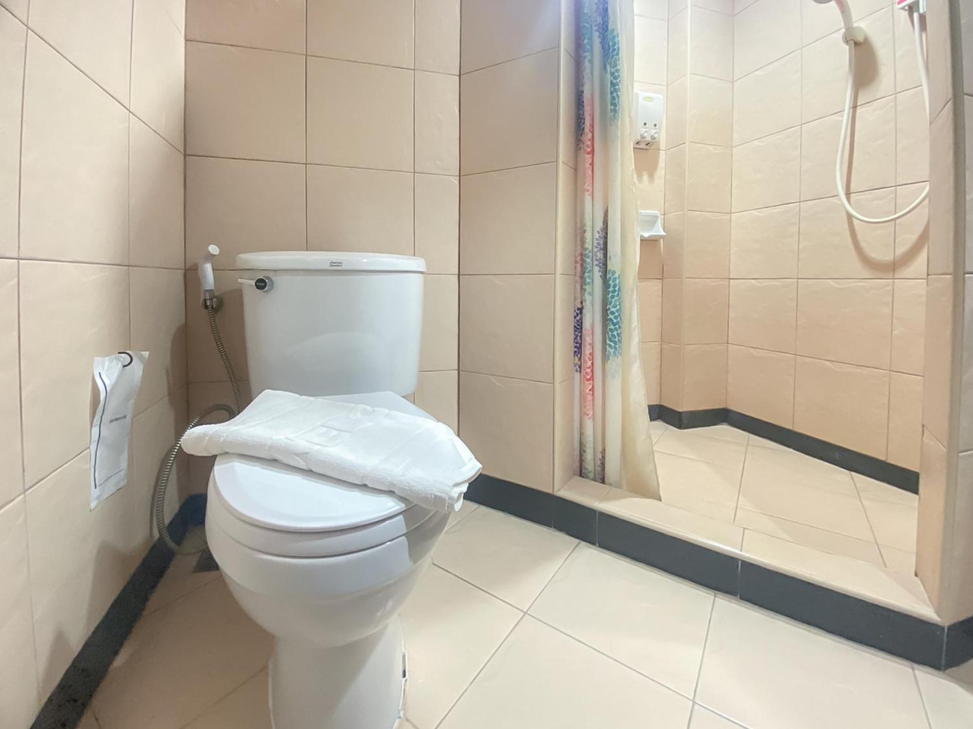 The Ligor City Hotel Nakhon Si Thammarat Esterno foto